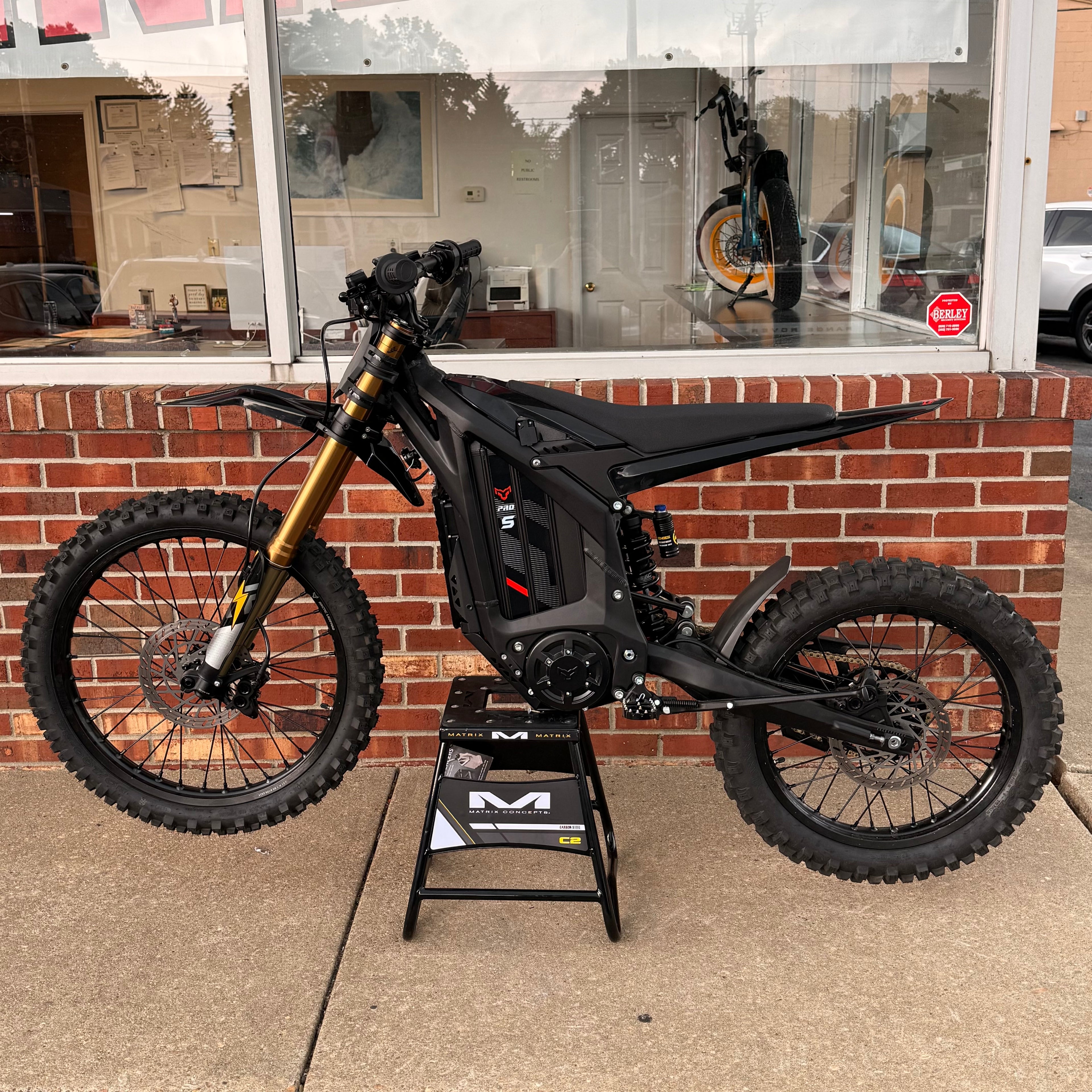 Arctic Leopard XE Pro S Enduro