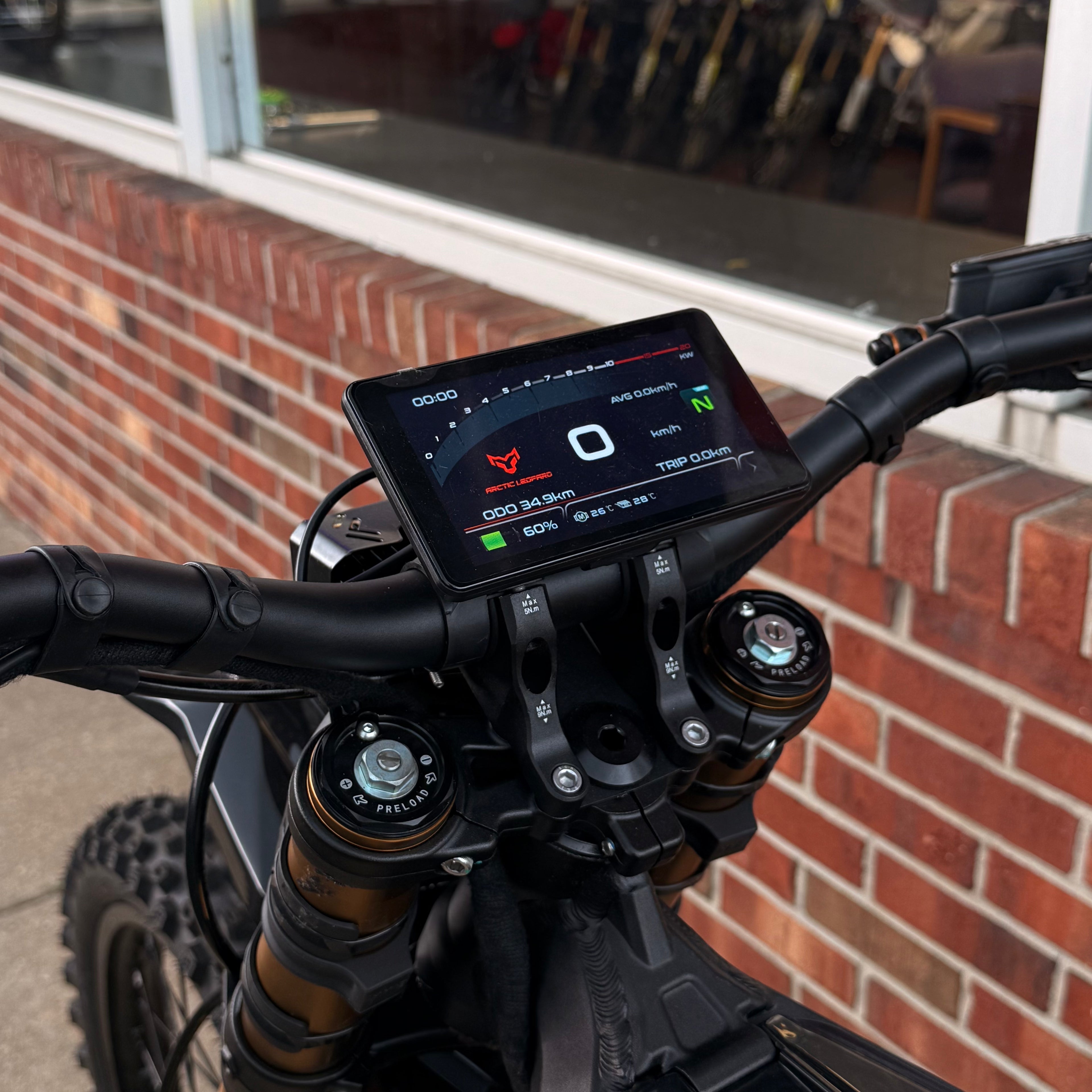 Demo - Arctic Leopard XE Pro S Enduro