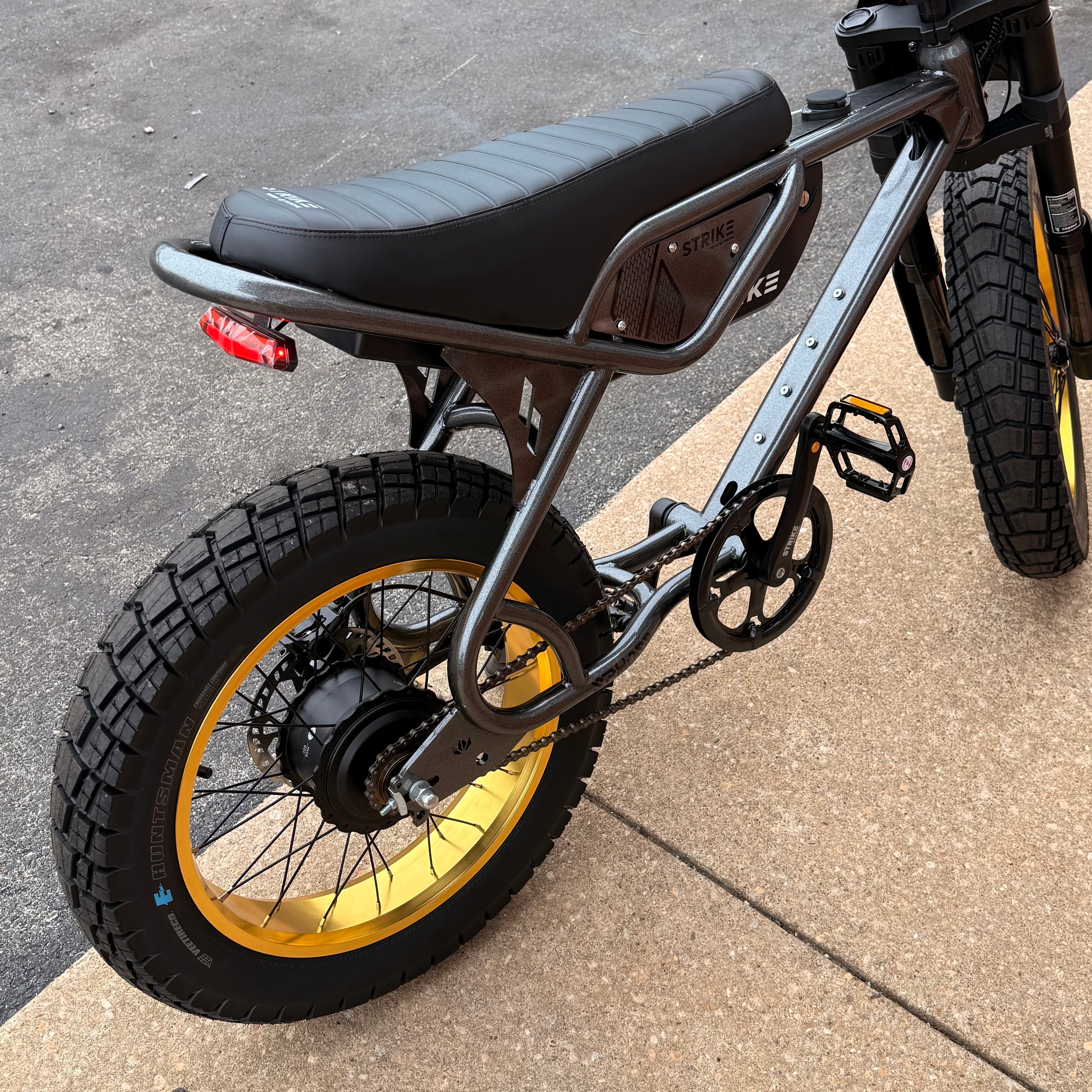 Strike Spyder 750W